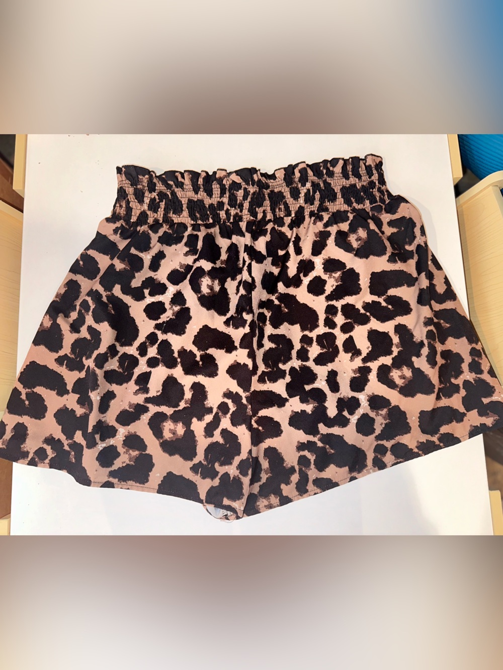 SHEIN Black & Tan Leopard Smocked Waist Shorts - Picture 2 of 3